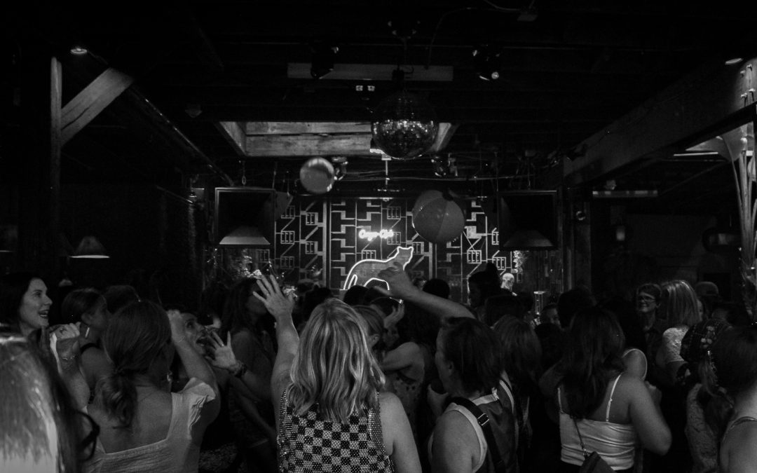 Cougar Club: Where Grown Women Go to Dance Without Apology in Kansas City